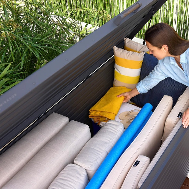 Large Outdoor Storage Chest with Wheels|Minimalist Design & Easy Assembly